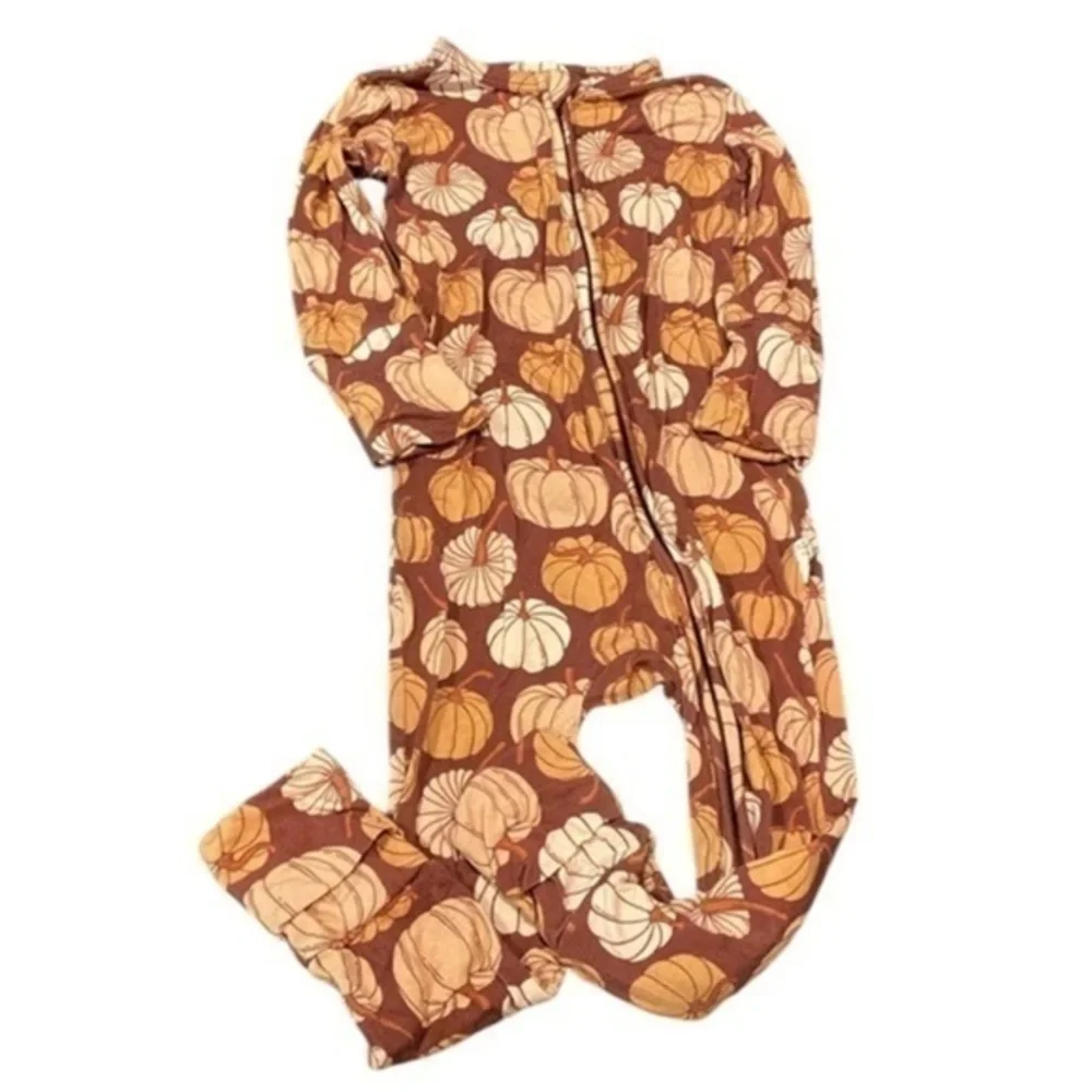 Gigi and Max Salem Pumpkin Footie Convertible Romper - 18-24 months Fall Autumn​